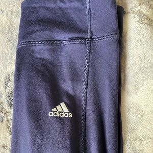 super flattering athletic leggings